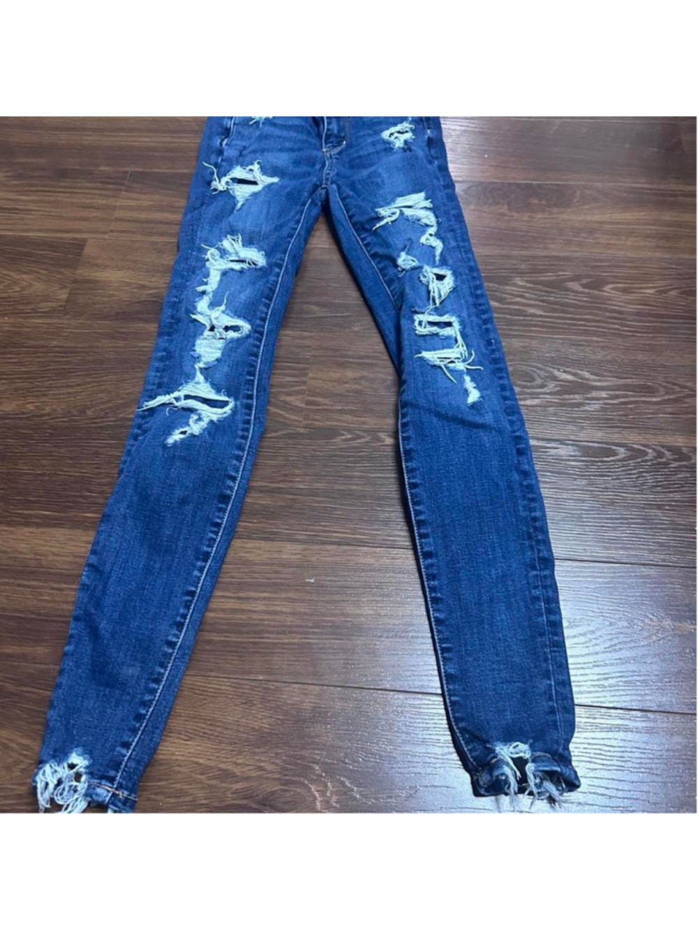 American Eagle Outfitters 000 Short navy blue distressed jeans